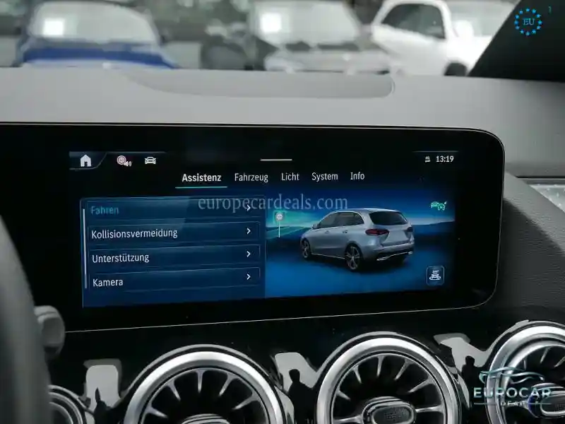 Mercedes-Benz B 200