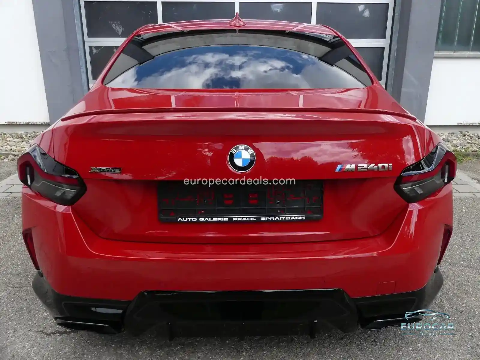 BMW M240i