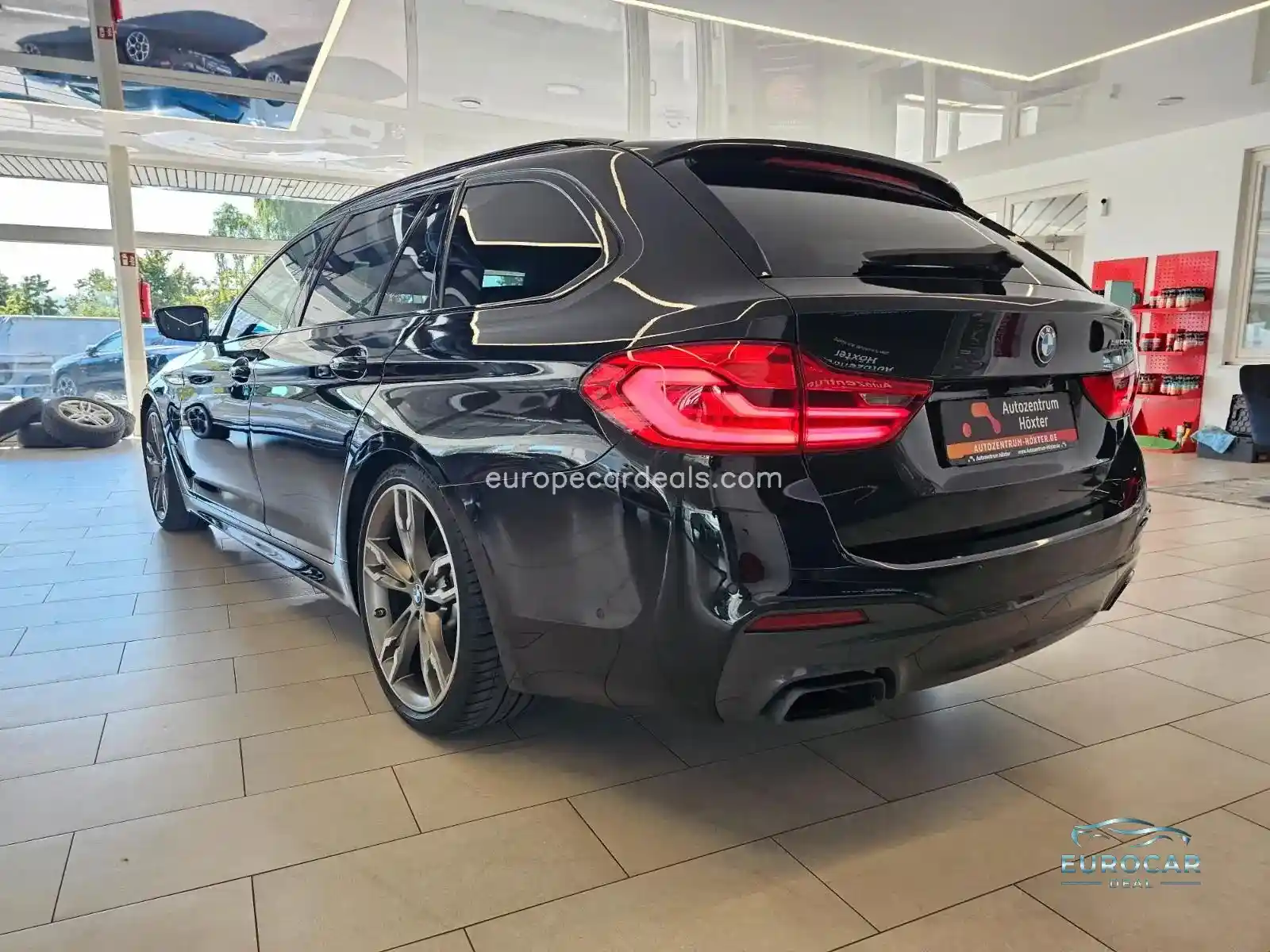 BMW M550