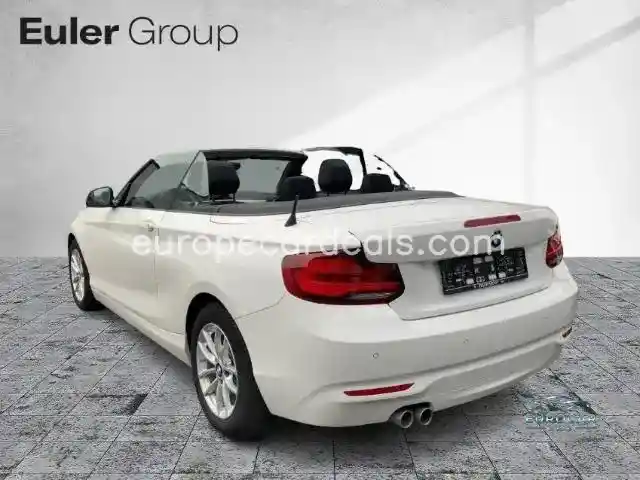 BMW 218