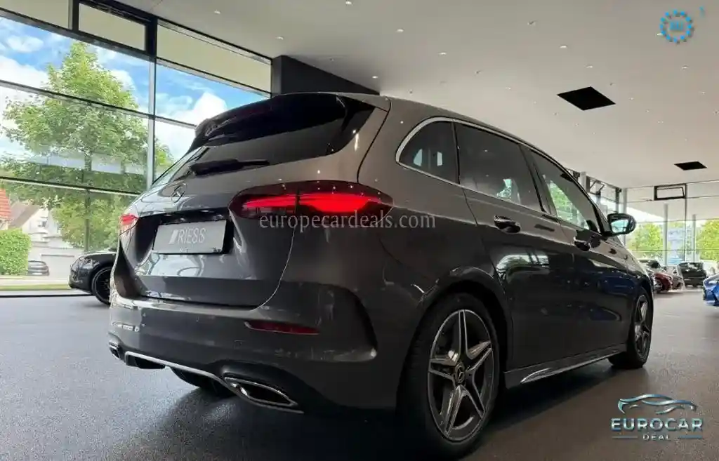 Mercedes-Benz B 200