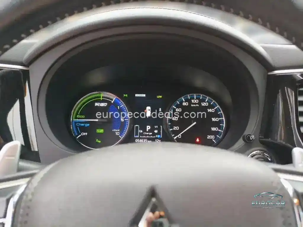Mitsubishi Plug-in Hybrid Outlander