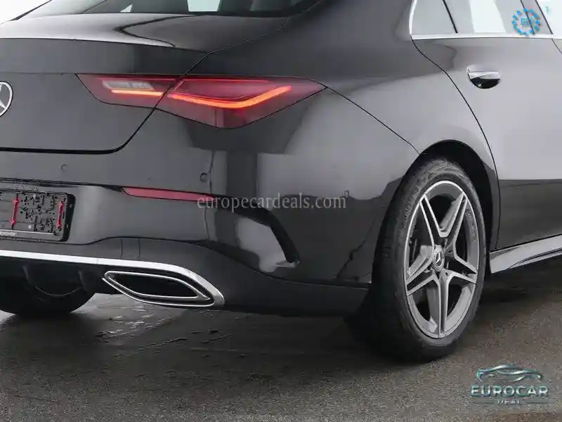Mercedes-Benz CLA 200