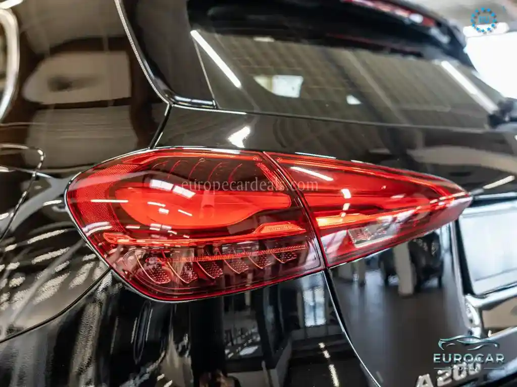 Mercedes-Benz A 200