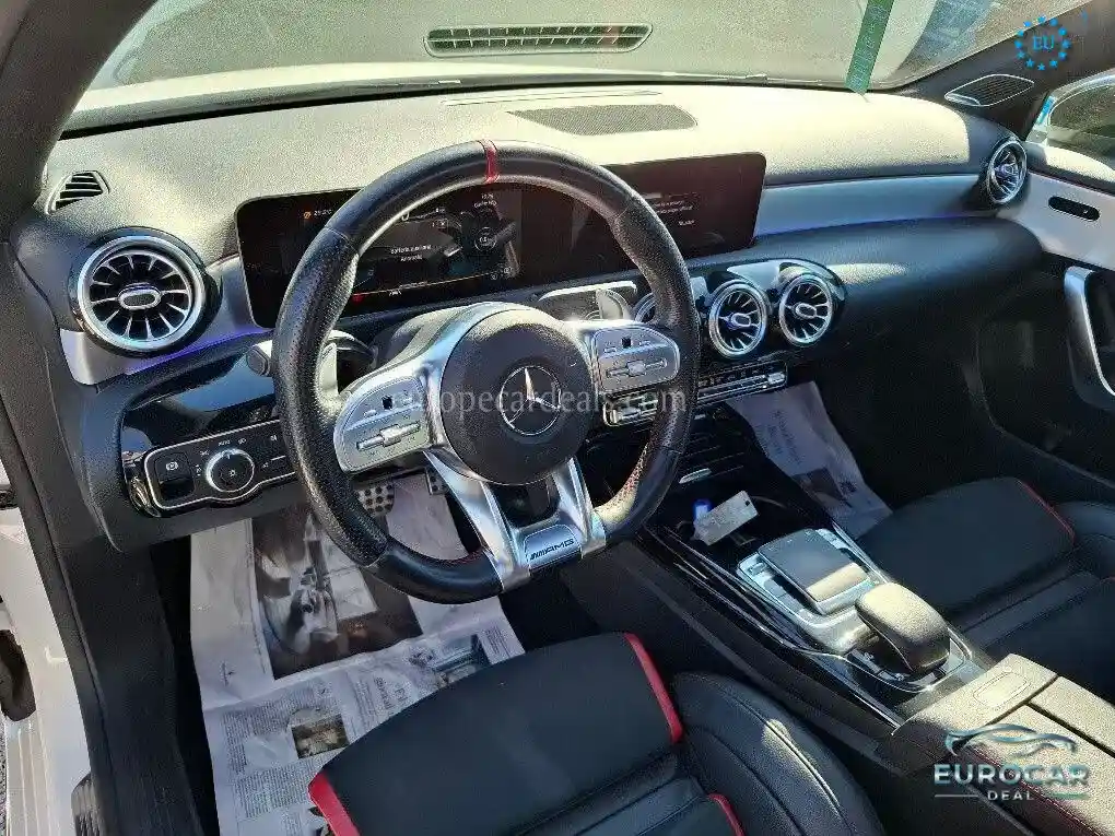 Mercedes-Benz A 35 AMG