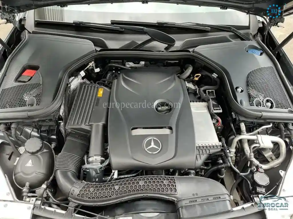 Mercedes-Benz E 200