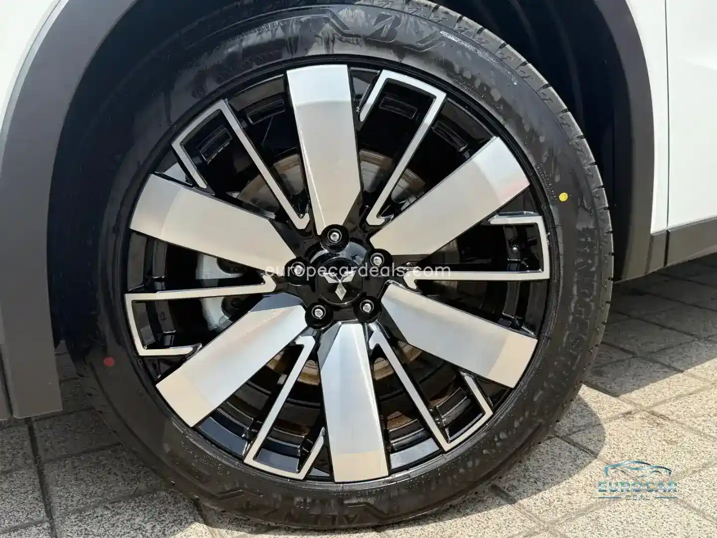 Mitsubishi Plug-in Hybrid Outlander