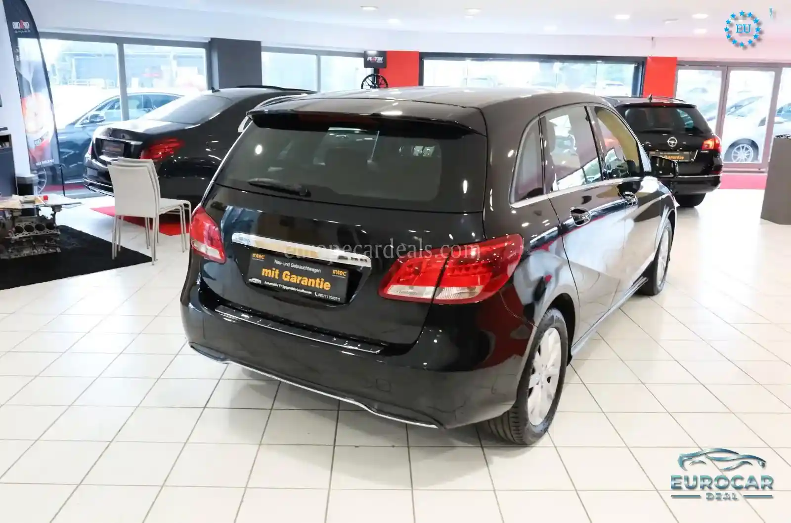 Mercedes-Benz B 180