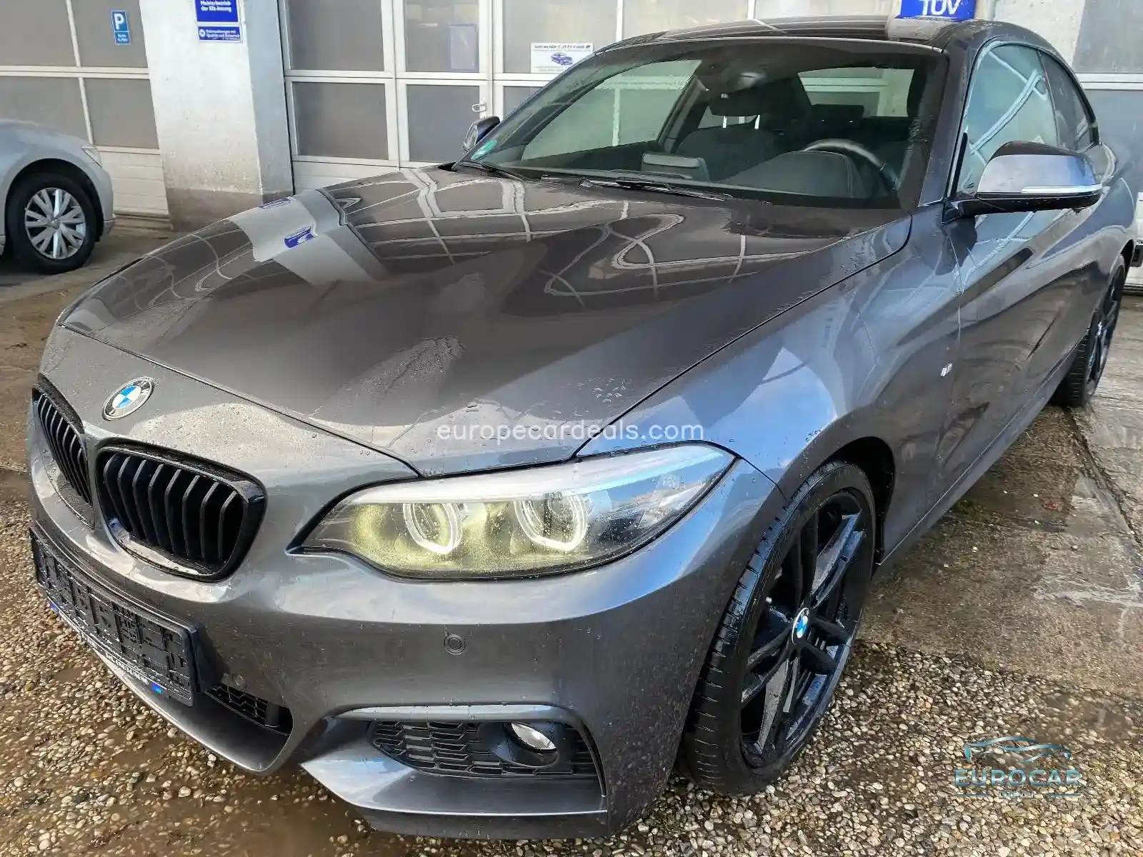 BMW 218