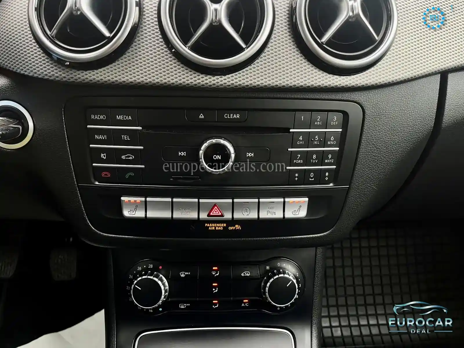 Mercedes-Benz B 180