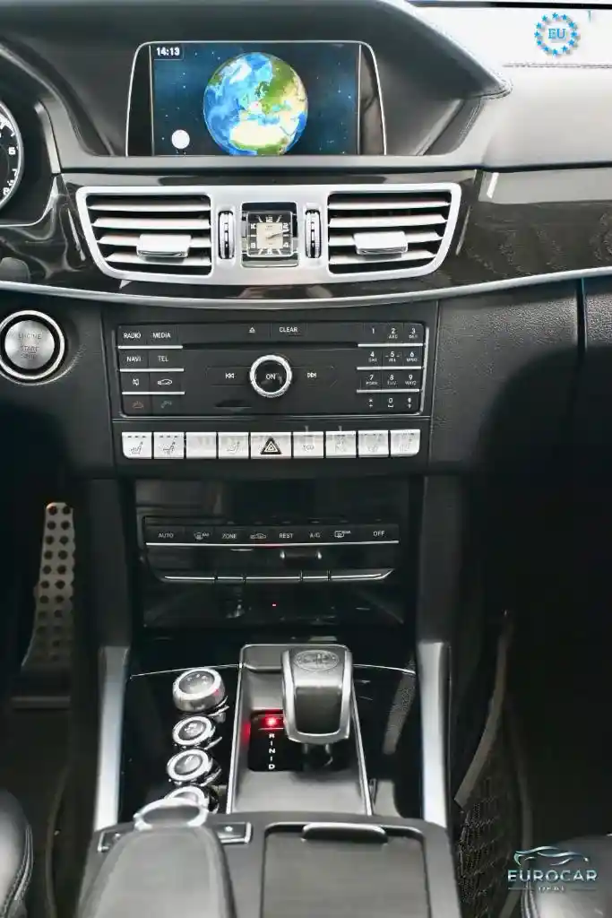 Mercedes-Benz E 63 AMG