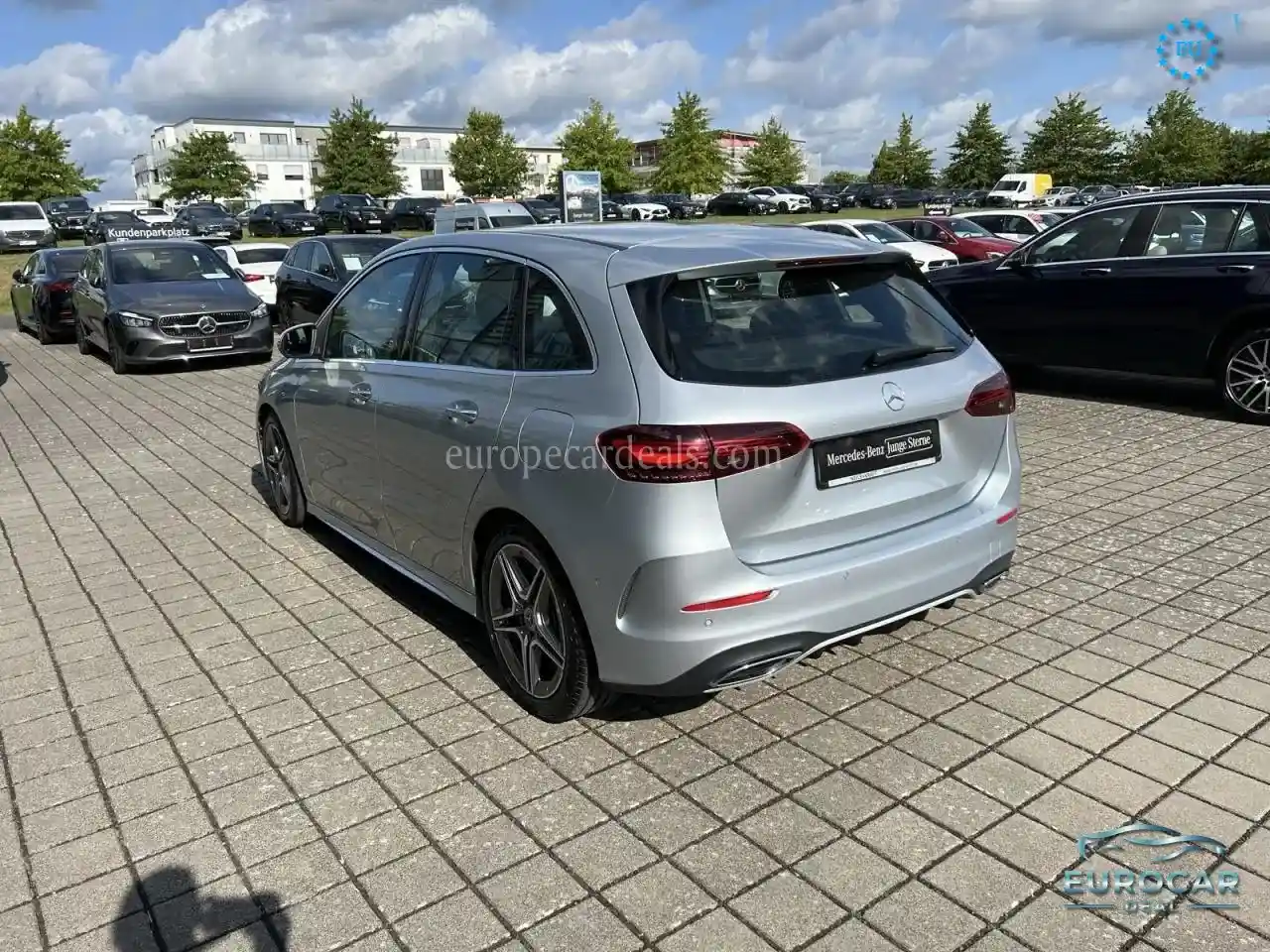 Mercedes-Benz B 200