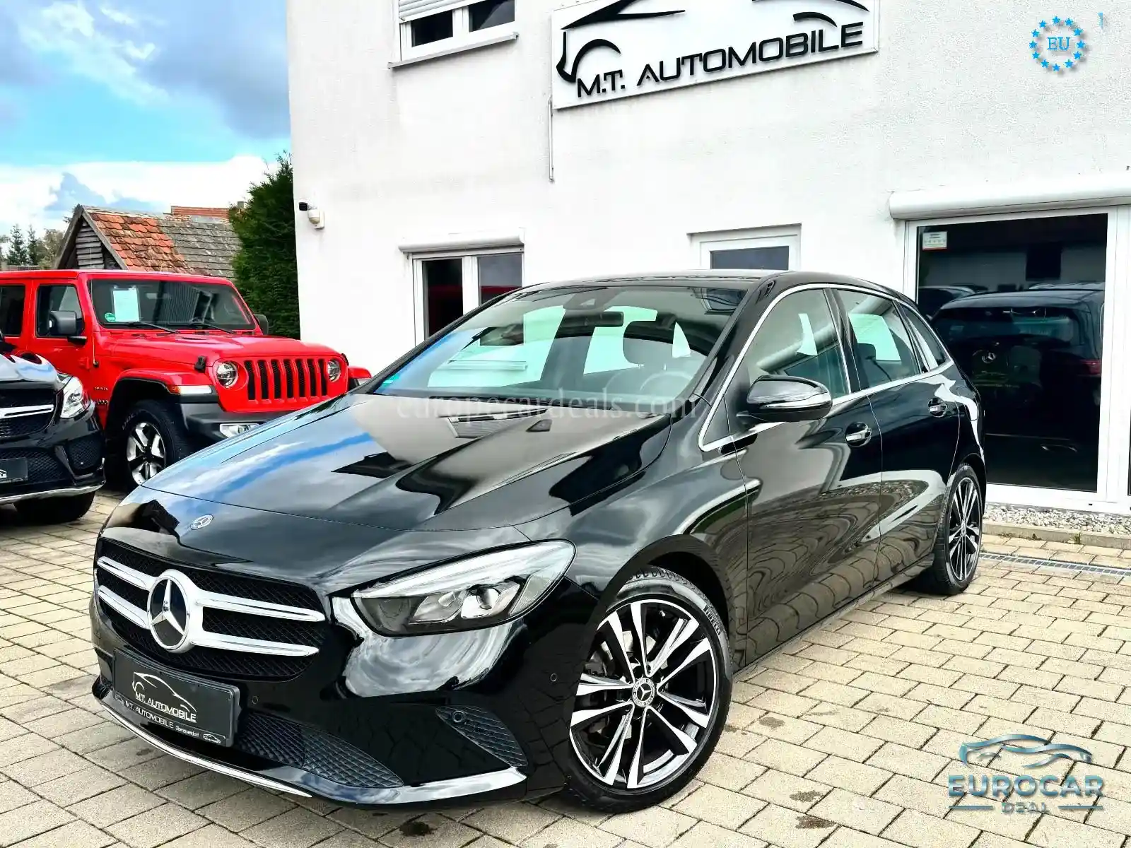 Mercedes-Benz B 180