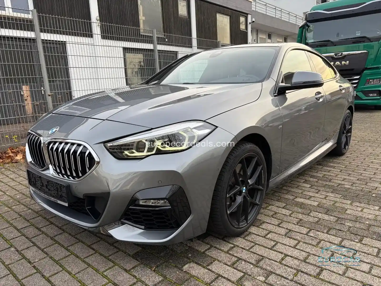 BMW 220
