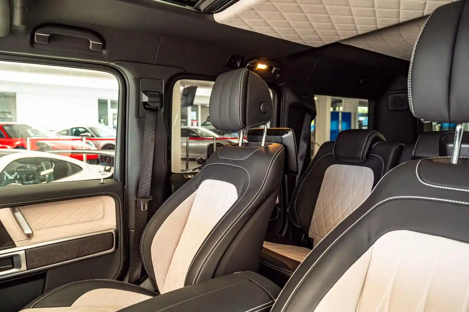 Mercedes-Benz G 500