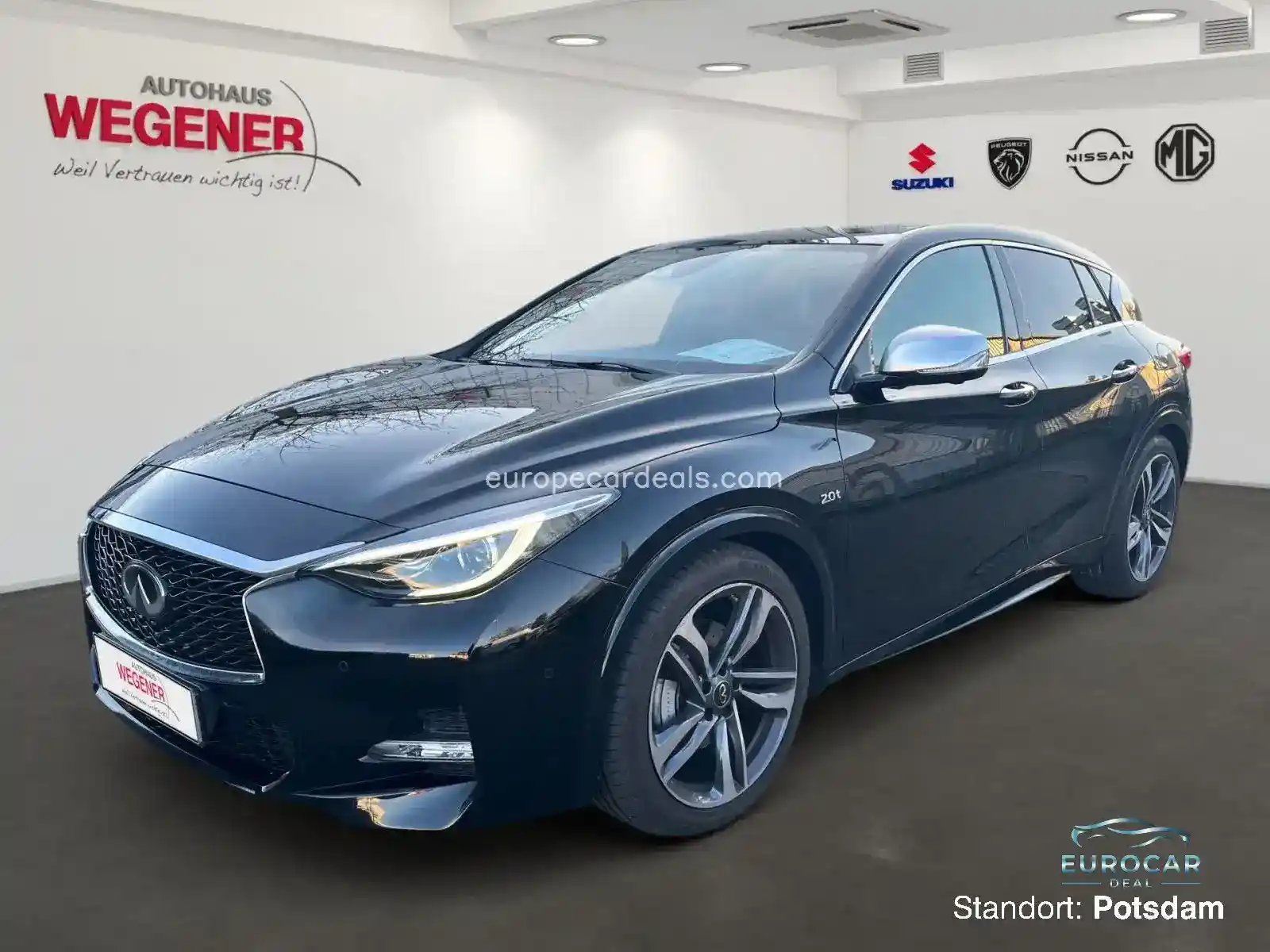 Infiniti Q30