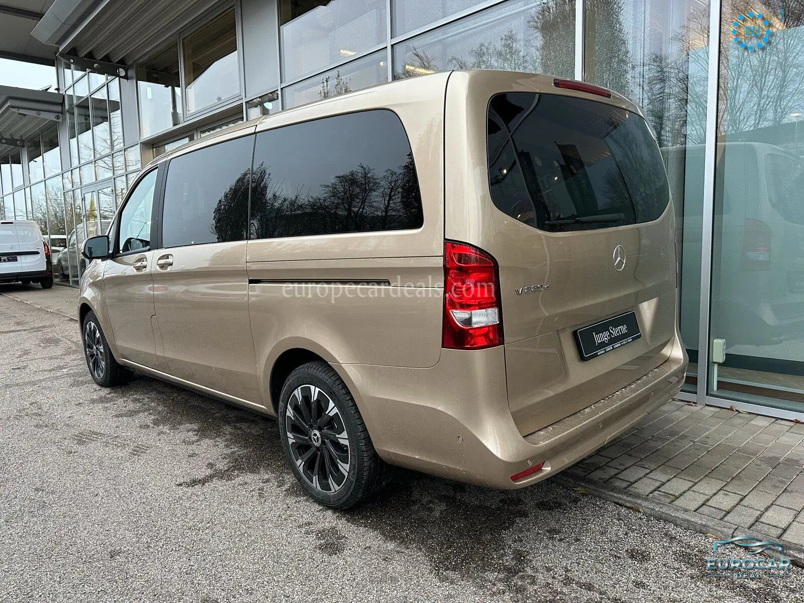 Mercedes-Benz V 220