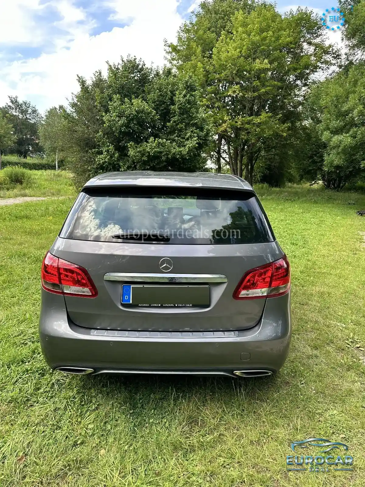 Mercedes-Benz B 180