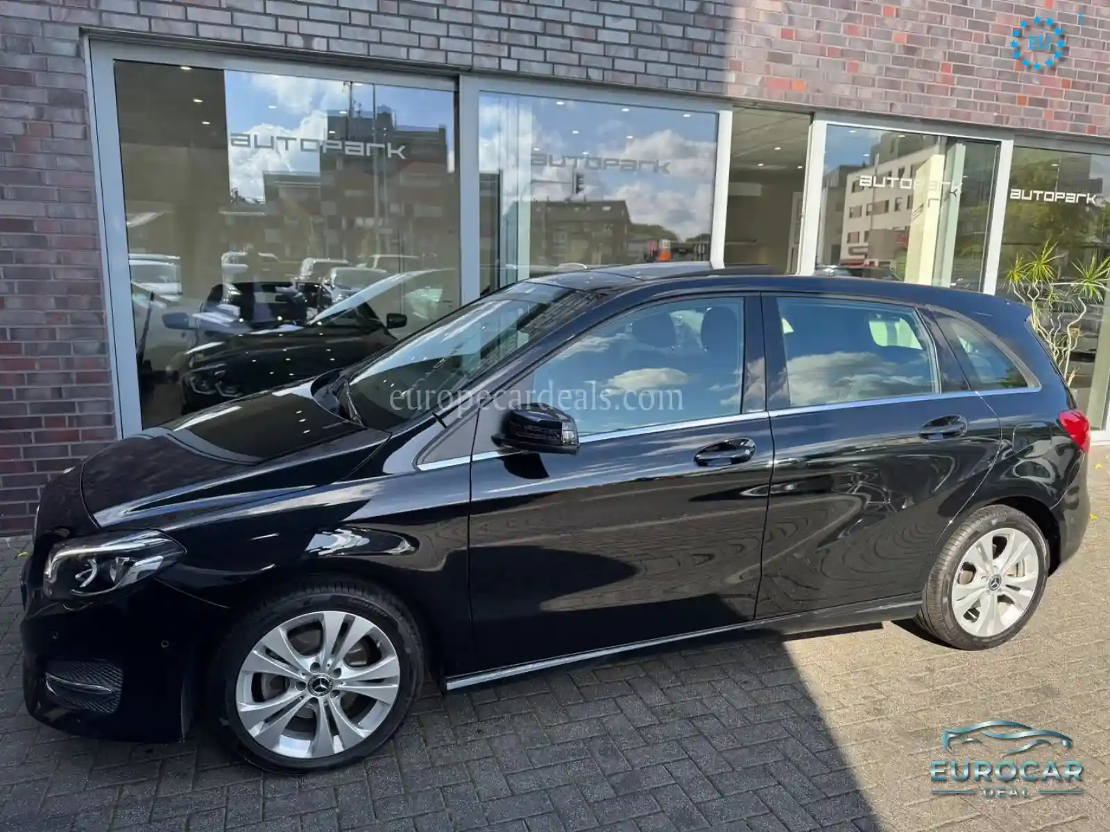 Mercedes-Benz B 220
