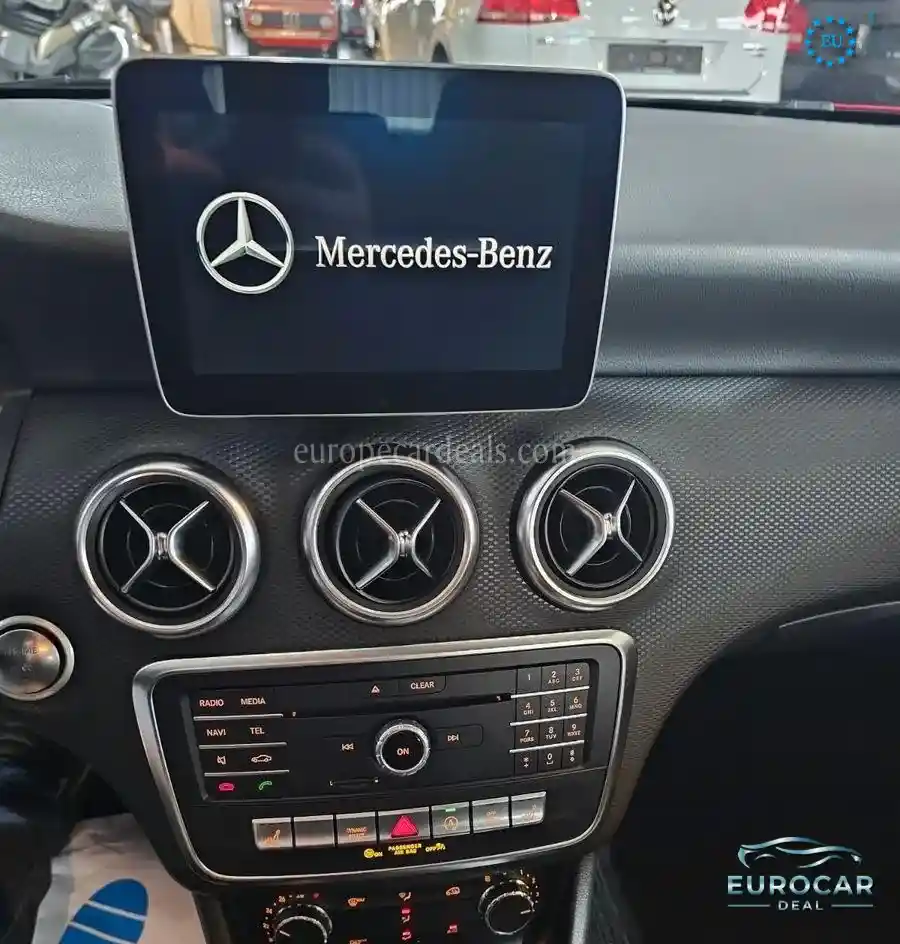 Mercedes-Benz A 180