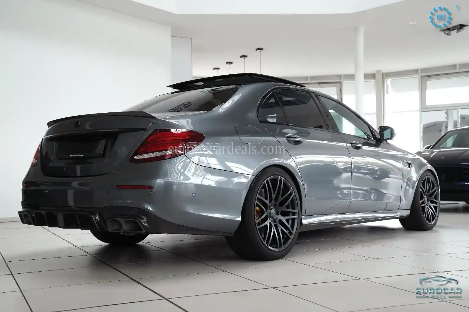 Mercedes-Benz E 63 AMG