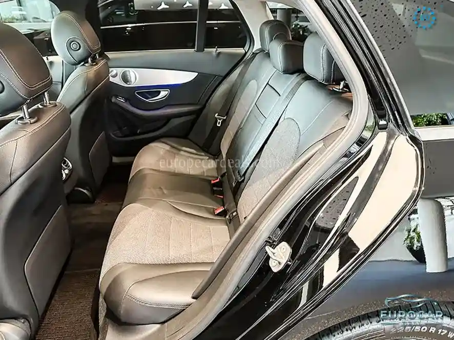 Mercedes-Benz C 200