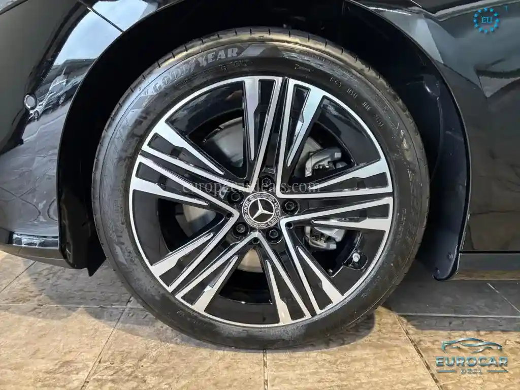 Mercedes-Benz CLA 350