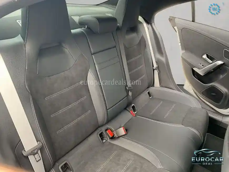 Mercedes-Benz CLA 180