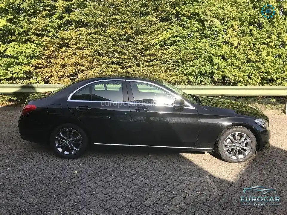 Mercedes-Benz C 180