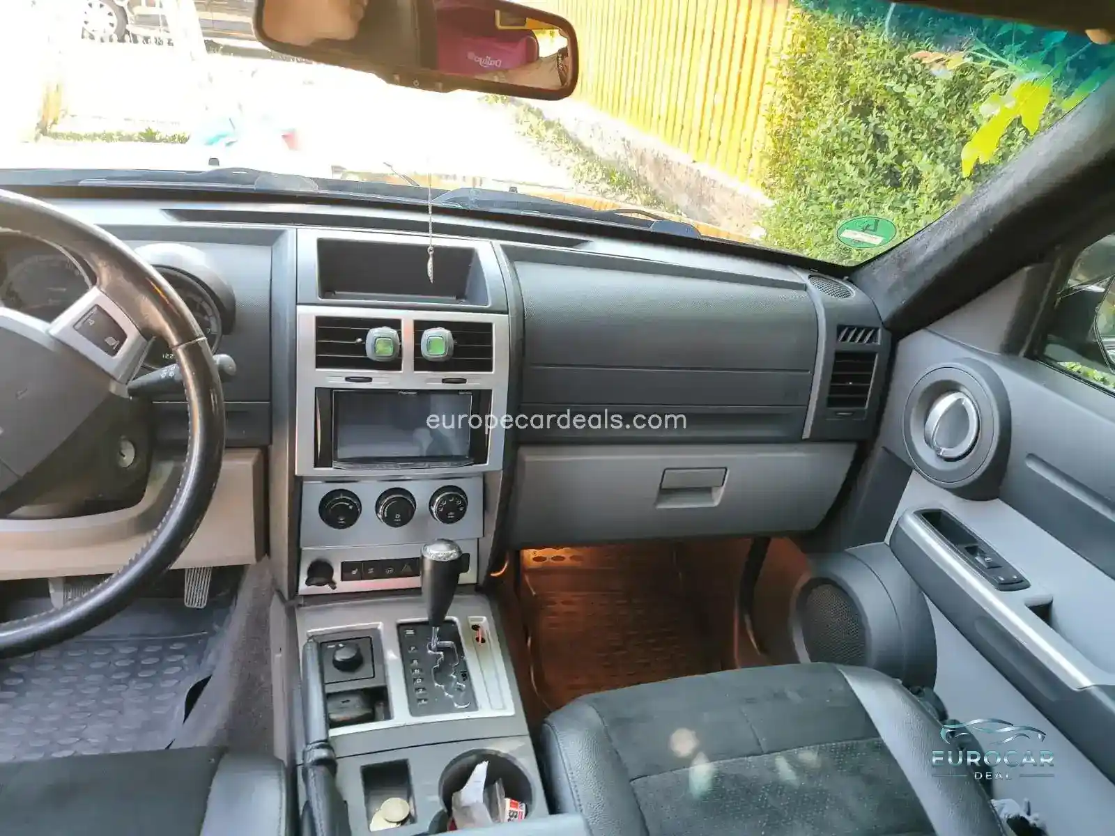 Dodge Nitro