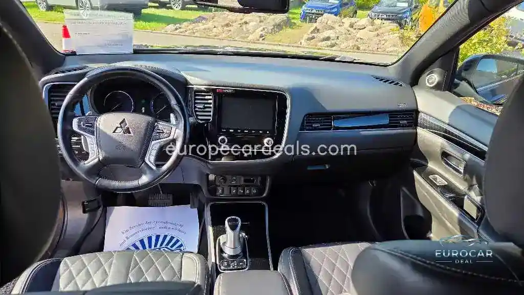 Mitsubishi Plug-in Hybrid Outlander