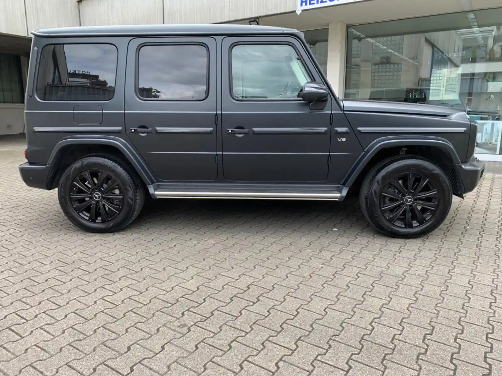 Mercedes-Benz G 500