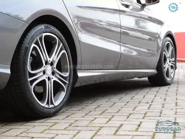 Mercedes-Benz CLA 180 Shooting Brake