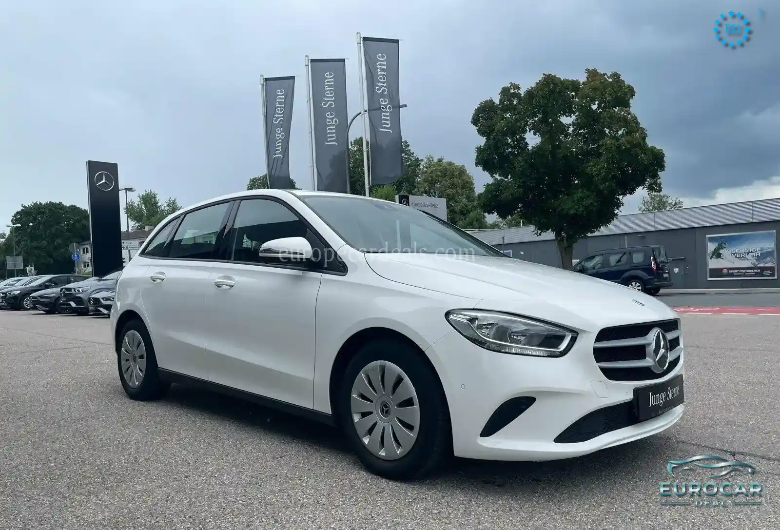 Mercedes-Benz B 180