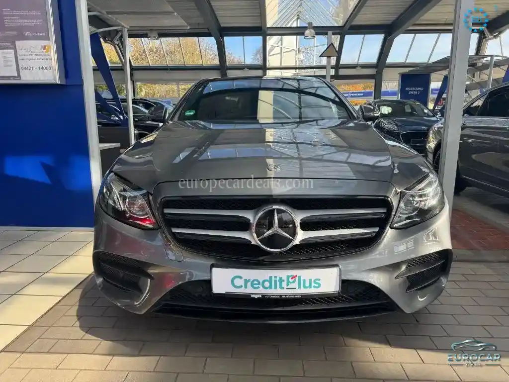 Mercedes-Benz E 220