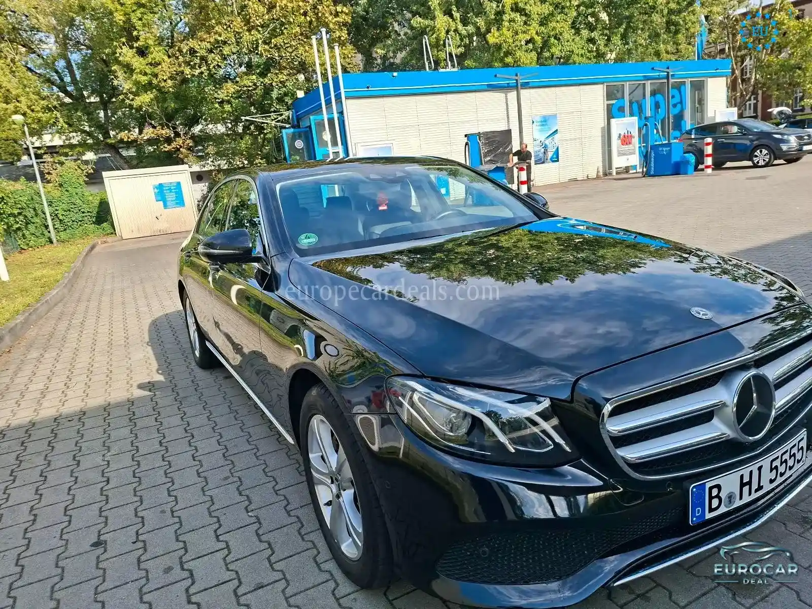 Mercedes-Benz E 200