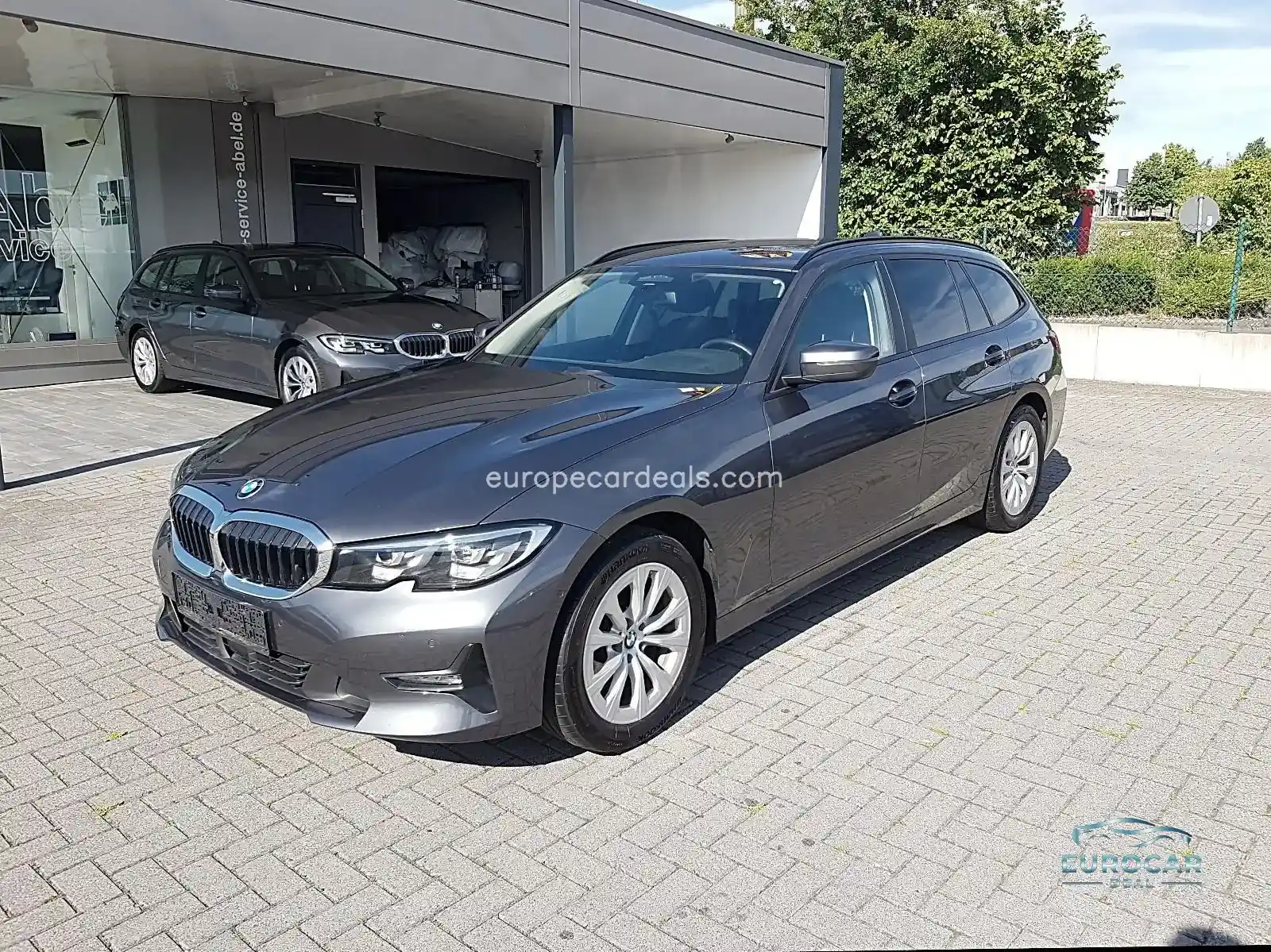 BMW 320