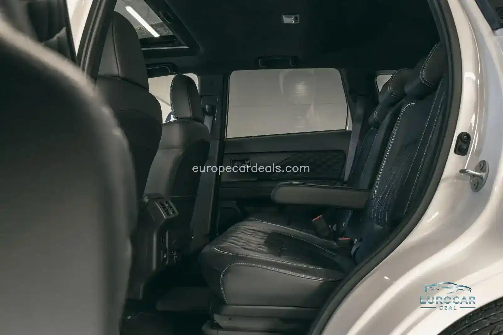 Mitsubishi Plug-in Hybrid Outlander