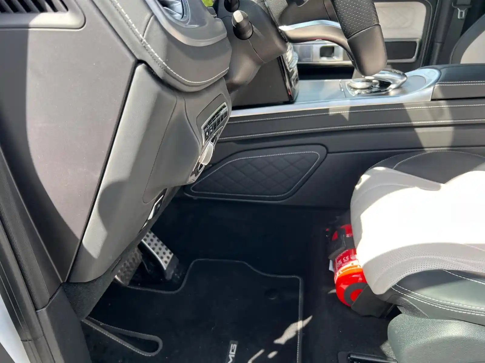 Mercedes-Benz G 500