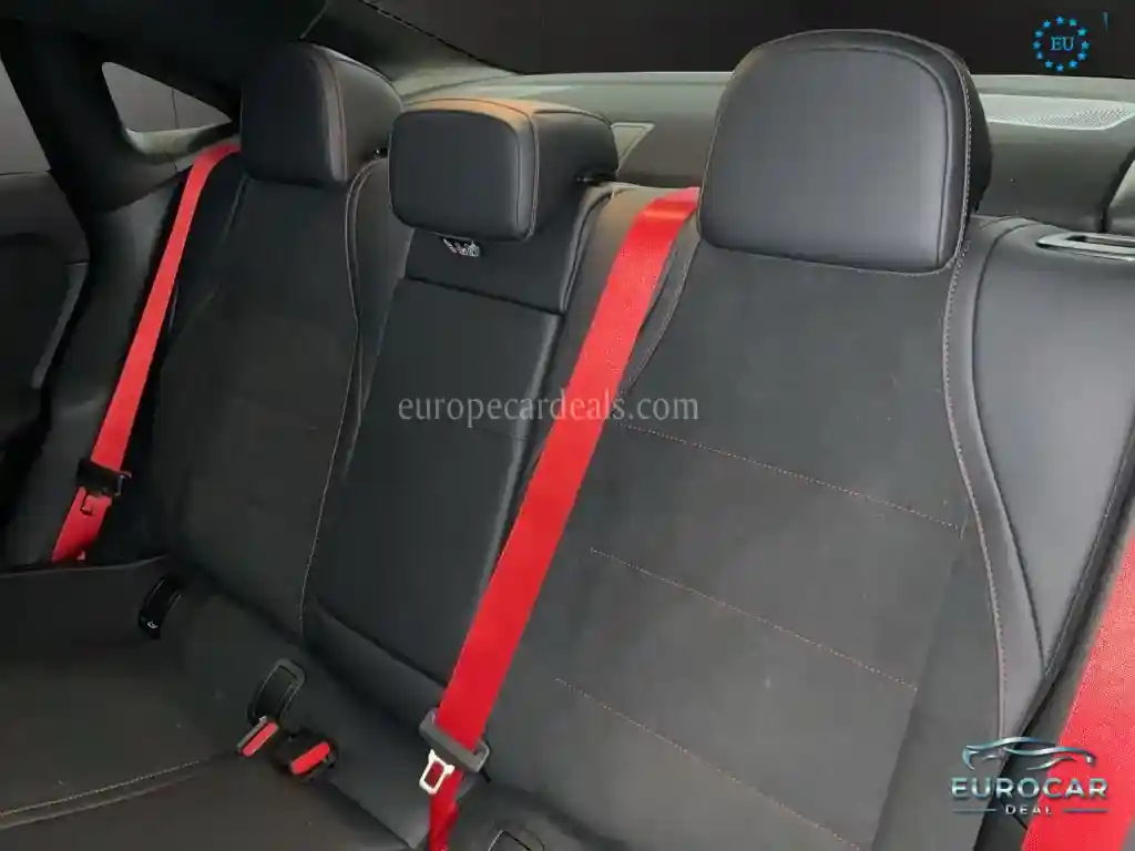 Mercedes-Benz CLA 350