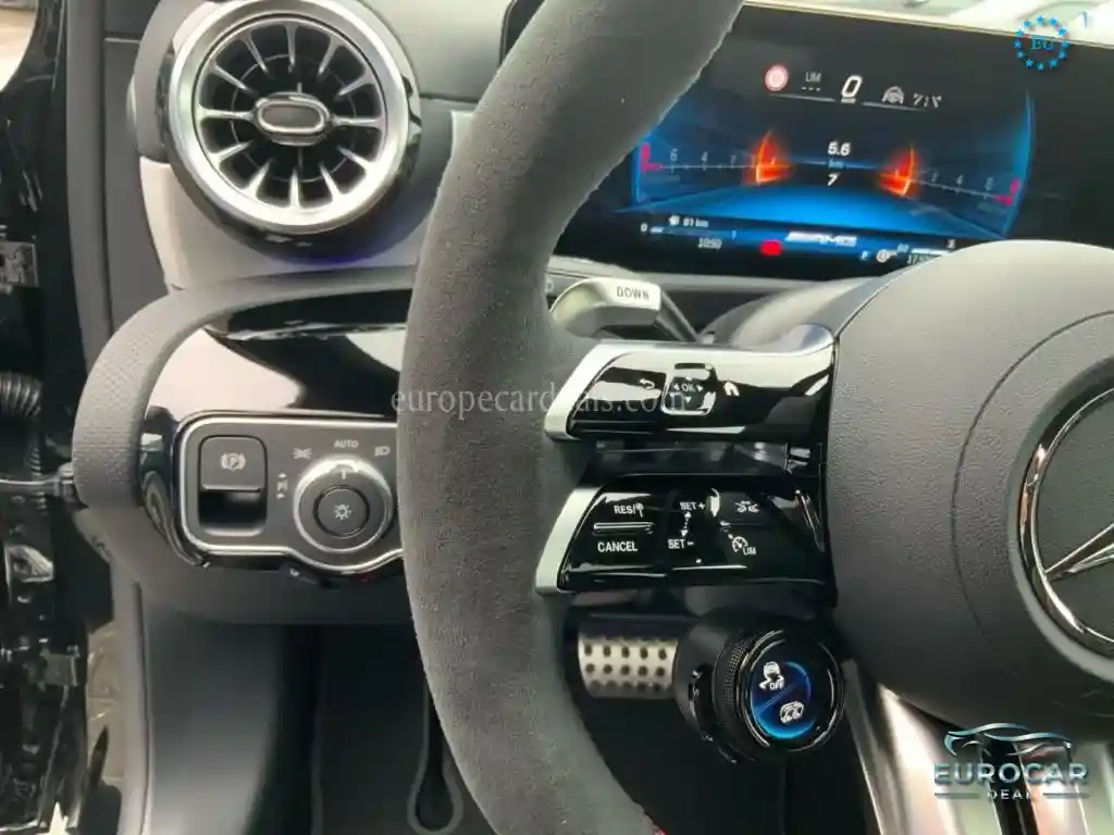 Mercedes-Benz A 45 AMG