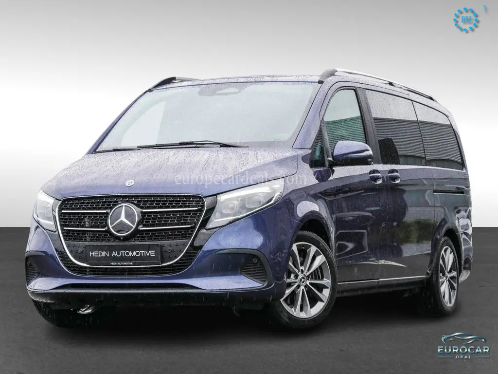 Mercedes-Benz V 220