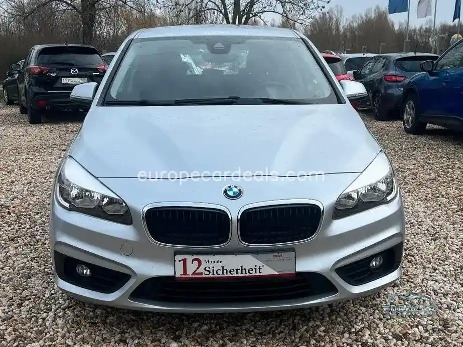 BMW 218