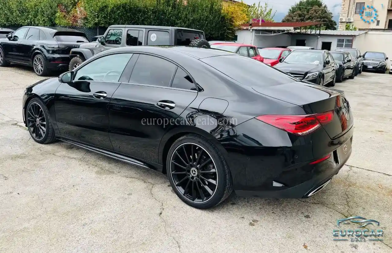 Mercedes-Benz CLA 220