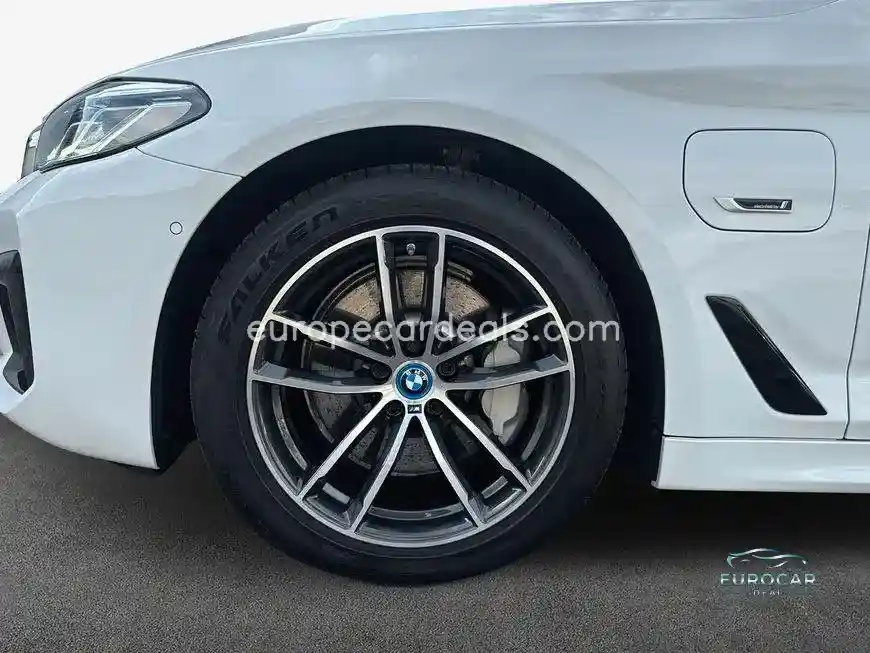 BMW 530