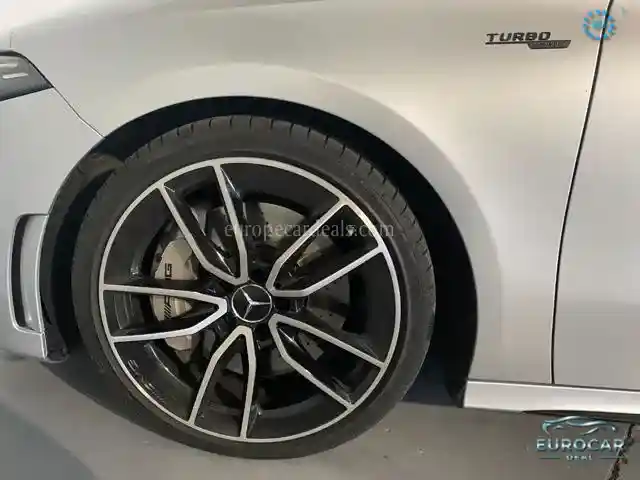 Mercedes-Benz A 35 AMG