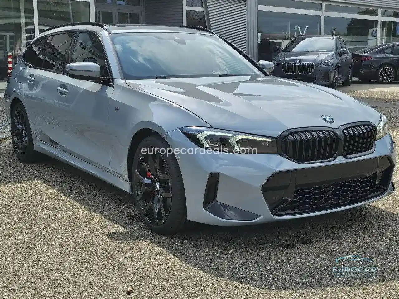 BMW 330