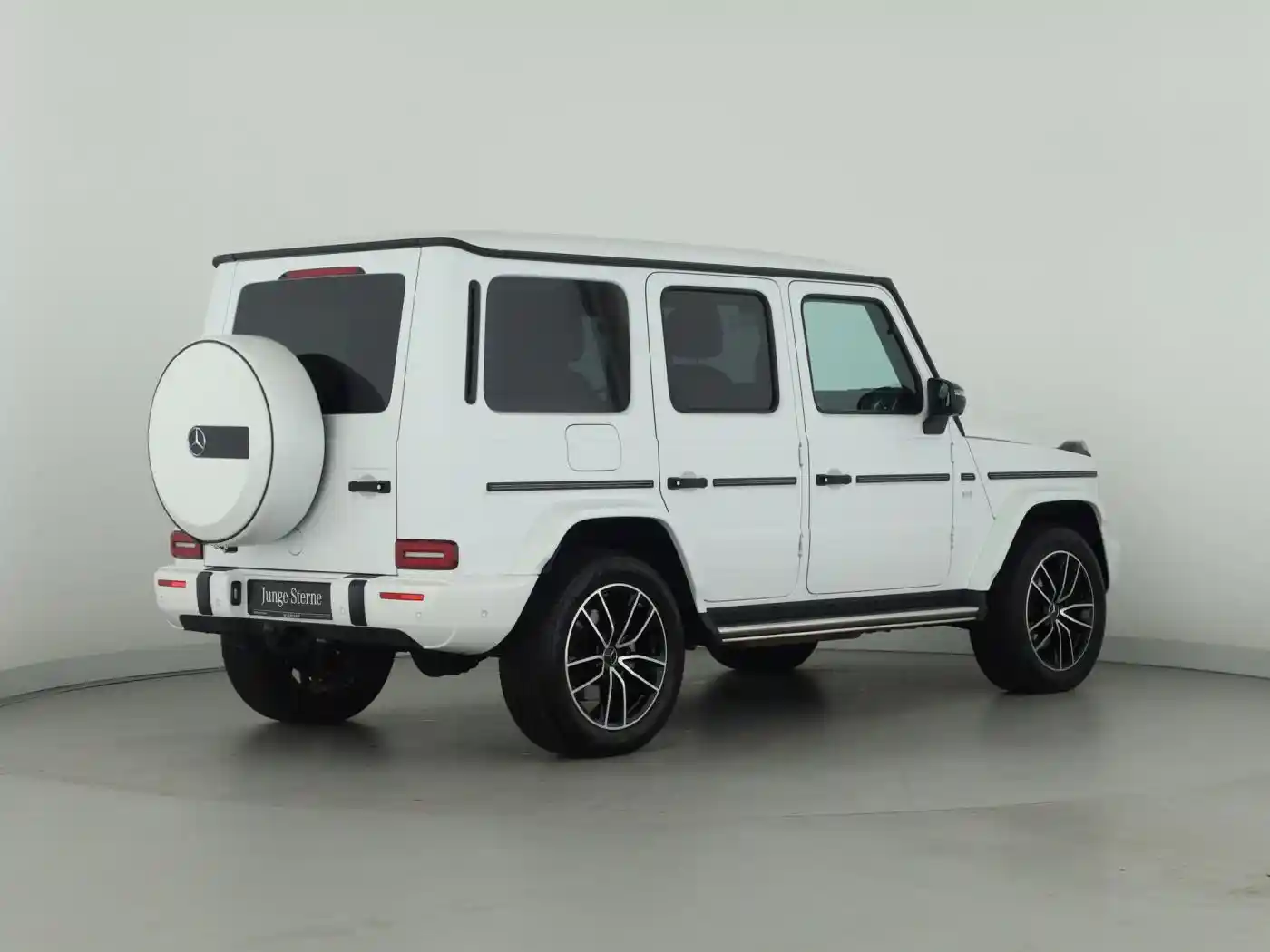 Mercedes-Benz G 500