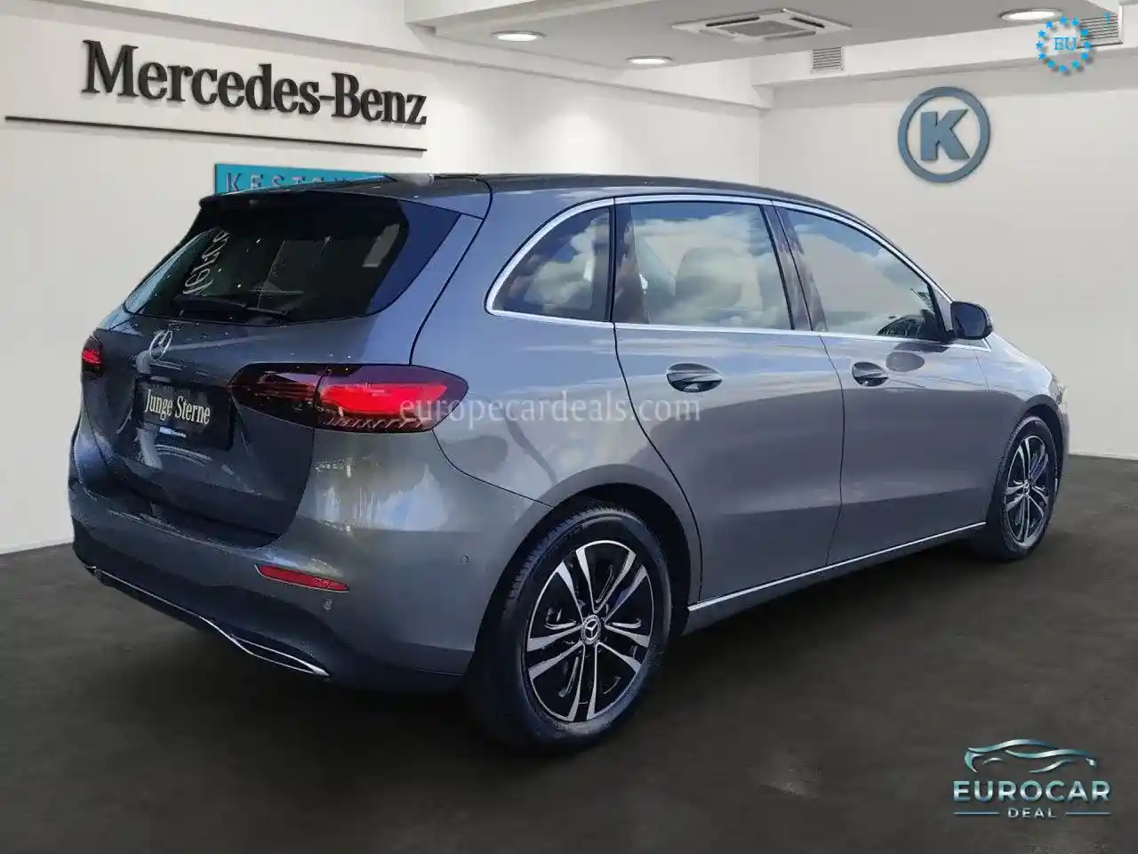 Mercedes-Benz B 180