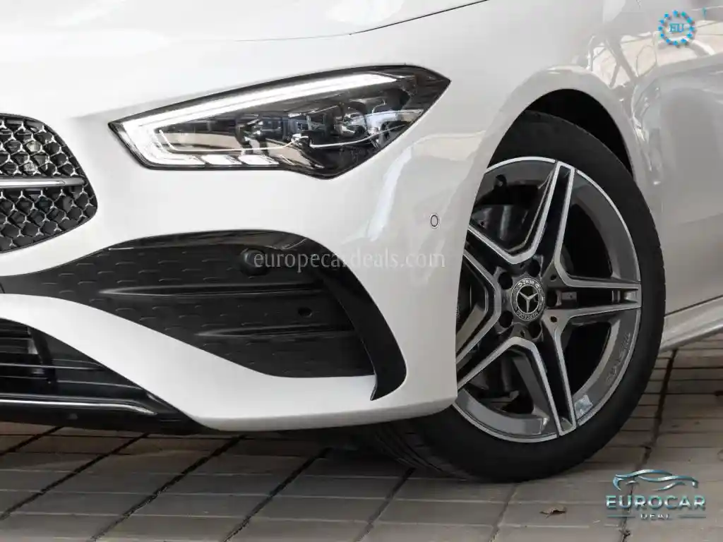 Mercedes-Benz CLA 220